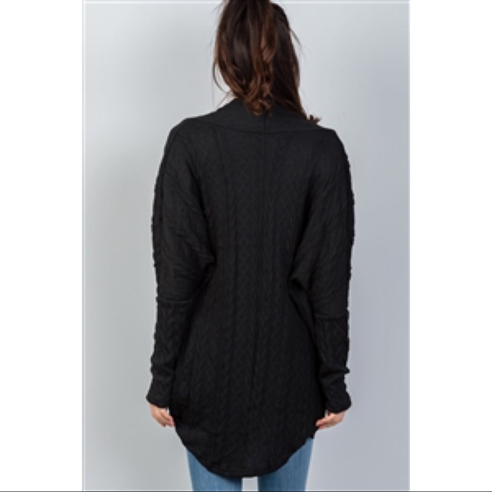 SALES ❗️BLACK DROP SHOULDER CABLE KNIT CARDIGAN - Picture 3 of 6